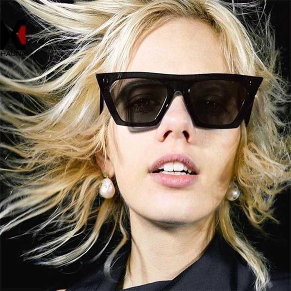 sunglasses fashion vintage black trendy oversized sun glass women personality man new dance disc funny big face net red street, White;black
sunglasses fashion vintage black trendy oversized sun glass women personality man new dance disc funny big face net red street, White;black