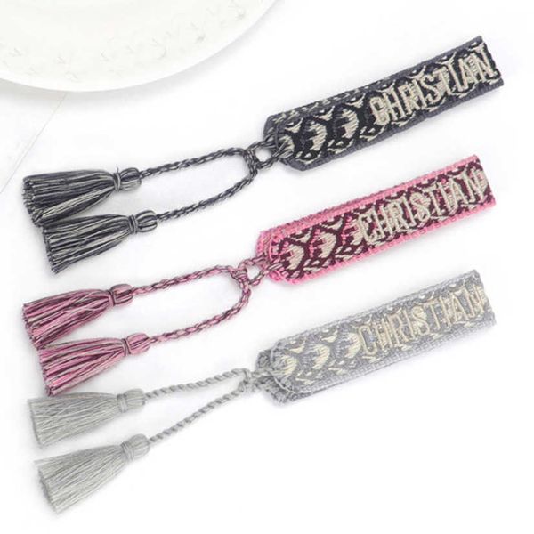 bracelets luxury classic women's designer brand d bangle jewelry embroidered word woven bracelet letter rope fashion tassel girl men co, Golden;silver
bracelets luxury classic women's designer brand d bangle jewelry embroidered word woven bracelet letter rope fashion tassel girl men co, Golden;silver