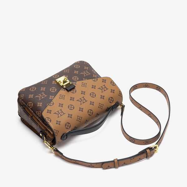 women luxurys designers bags messenger handbag 2022 lady totes fashion vintage printing shoulder bag classic crossbody bag stock cross body
women luxurys designers bags messenger handbag 2022 lady totes fashion vintage printing shoulder bag classic crossbody bag stock cross body