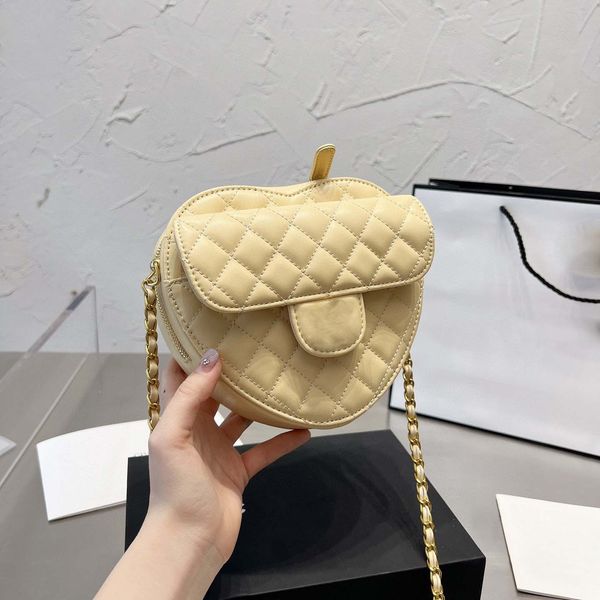 designer bags totes women handbag luxury classic chain splice brand imitation heart bag fashion leather solid checker wallet dinner bag
designer bags totes women handbag luxury classic chain splice brand imitation heart bag fashion leather solid checker wallet dinner bag