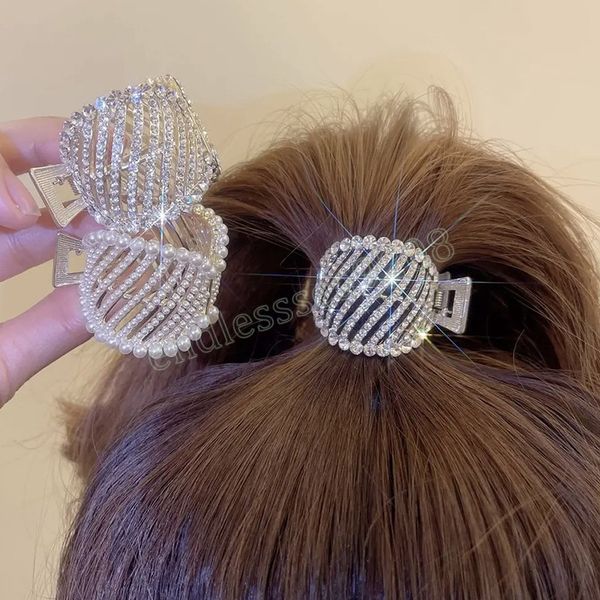 luxury rhinestone pearl ponytail holder hair clip clamps women girls shiny crystal headwear barrette retro hair claws accessories, Slivery;golden
luxury rhinestone pearl ponytail holder hair clip clamps women girls shiny crystal headwear barrette retro hair claws accessories, Slivery;golden