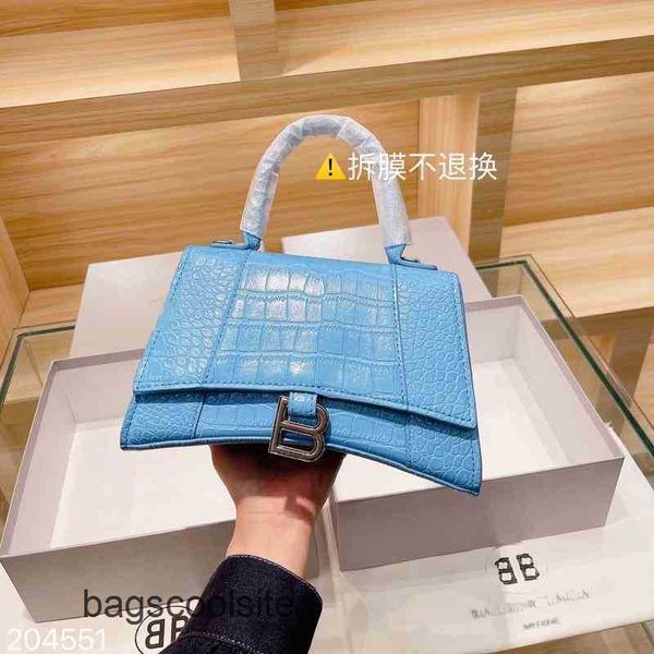 bag handbag 2023 luxurys hourglass women paris b-buckle designer messenger balencigass bags hanbags
bag handbag 2023 luxurys hourglass women paris b-buckle designer messenger balencigass bags hanbags