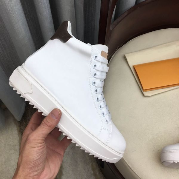 famous brand women's casual shoes designer fashion luxury leather lace up high flat shoes outdoor jogging basketball coach department d, Black
famous brand women's casual shoes designer fashion luxury leather lace up high flat shoes outdoor jogging basketball coach department d, Black
