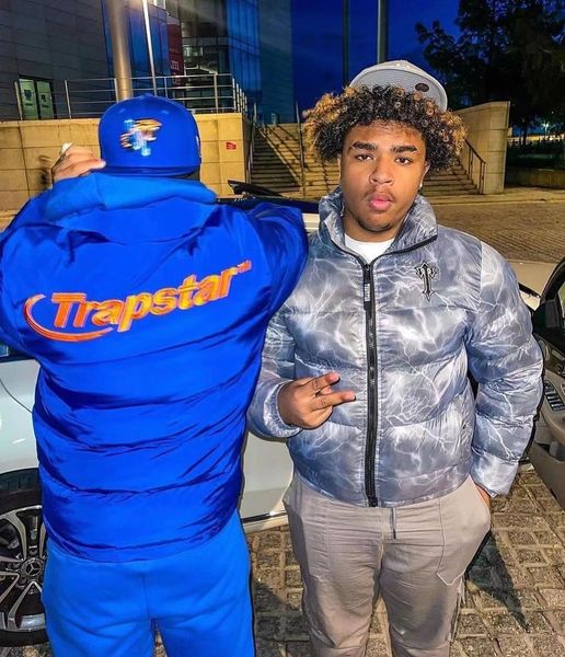 22ss designer trapstar men's down jacket blue embroidery red warm white duck cold popular london street hip hop, Black
22ss designer trapstar men's down jacket blue embroidery red warm white duck cold popular london street hip hop, Black