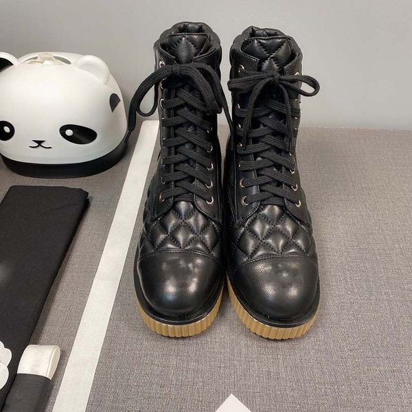 women ankle boots martin boot r real leather flat metal travel belt buckle shoe luxury brand platforms shoes 35-40, Black
women ankle boots martin boot r real leather flat metal travel belt buckle shoe luxury brand platforms shoes 35-40, Black