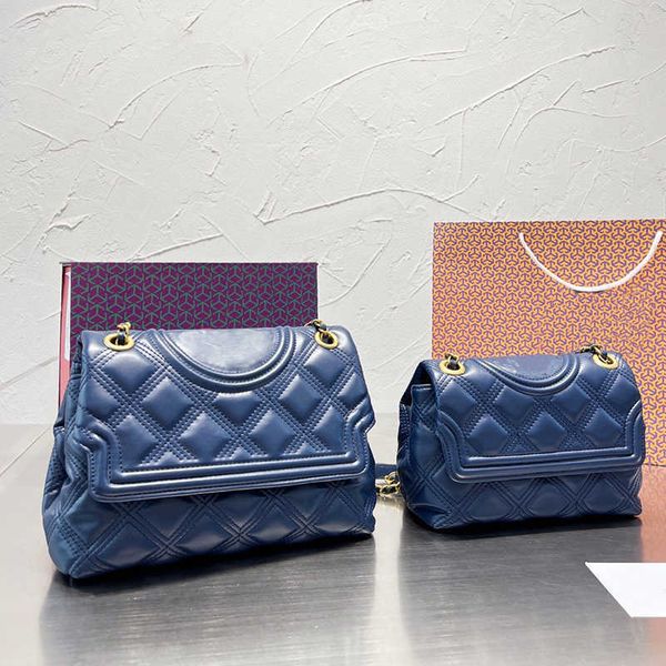 designer luxury women the tote bag fashion versatile handbags shoulder crossbody bags purse tories totes large capacity saddle wallets 7a 8m
designer luxury women the tote bag fashion versatile handbags shoulder crossbody bags purse tories totes large capacity saddle wallets 7a 8m