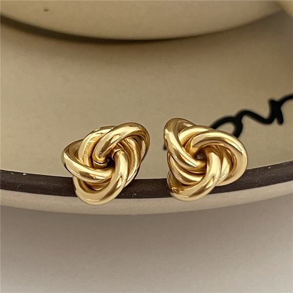 925 sterling silver stud earrings knots hand-made designer vintage luxury jewelry accessories gift, Golden;silver
925 sterling silver stud earrings knots hand-made designer vintage luxury jewelry accessories gift, Golden;silver