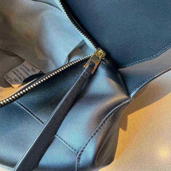 evening designer bag hammock lowe handbag cubi lady purse luxury paris brand women girl fashion shoulder versatile casual shopping trendyl c
evening designer bag hammock lowe handbag cubi lady purse luxury paris brand women girl fashion shoulder versatile casual shopping trendyl c