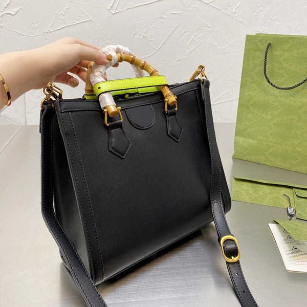 designer luxury women the tote bag fashion versatile handbags shoulder crossbody bags purse telfars totes large capacity saddle wallets 5a 0
designer luxury women the tote bag fashion versatile handbags shoulder crossbody bags purse telfars totes large capacity saddle wallets 5a 0