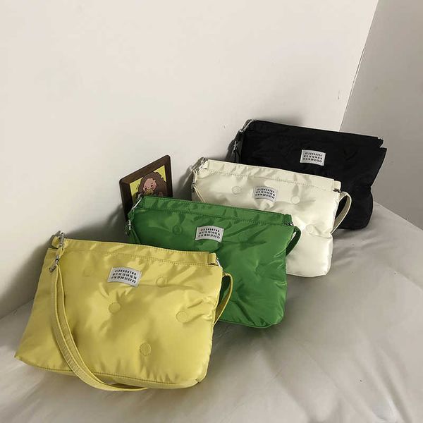 hbp shoulder bags handbags cloud space cotton lazy pillow bag filled cotton handbag high capacity women's handbag autumn winter messeng
hbp shoulder bags handbags cloud space cotton lazy pillow bag filled cotton handbag high capacity women's handbag autumn winter messeng