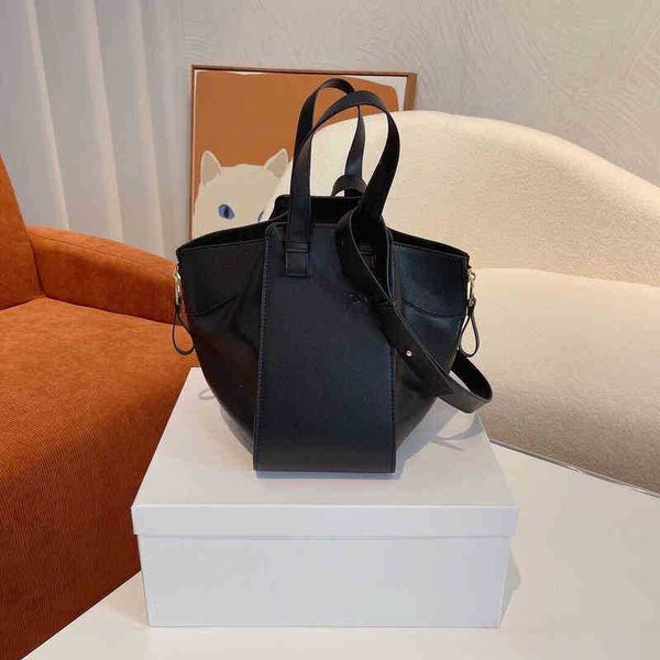 designer luxury women bag lowe handbags totes womens crossbody loulous handbag loweitys 5acubi shoulder fashion capacity versatile bags 85ry
designer luxury women bag lowe handbags totes womens crossbody loulous handbag loweitys 5acubi shoulder fashion capacity versatile bags 85ry