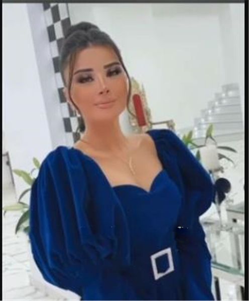 verngo modest royal blue velvet evening dresses long sleeves sweetheart floor length simple formal prom gowns plus size, Black;red
verngo modest royal blue velvet evening dresses long sleeves sweetheart floor length simple formal prom gowns plus size, Black;red
