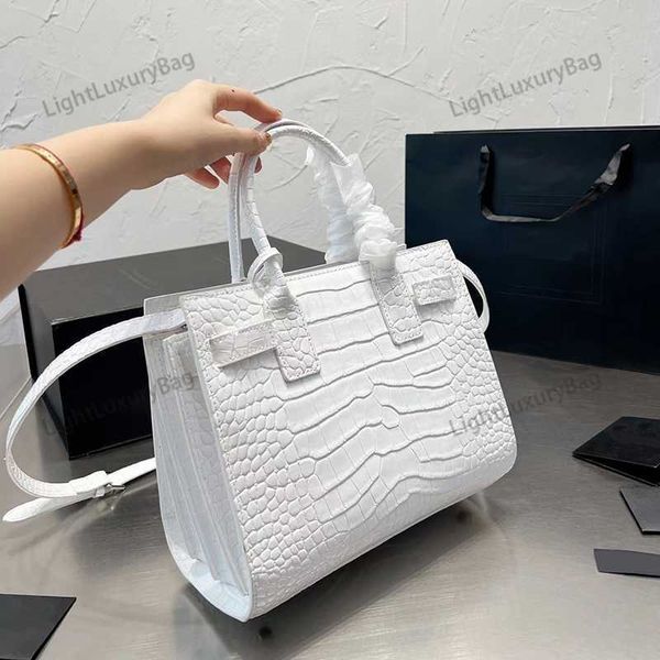 5a shoulder bag designer high-end crocodile and elk skin handbag for women classic famous brand fashion satchel 220322
5a shoulder bag designer high-end crocodile and elk skin handbag for women classic famous brand fashion satchel 220322