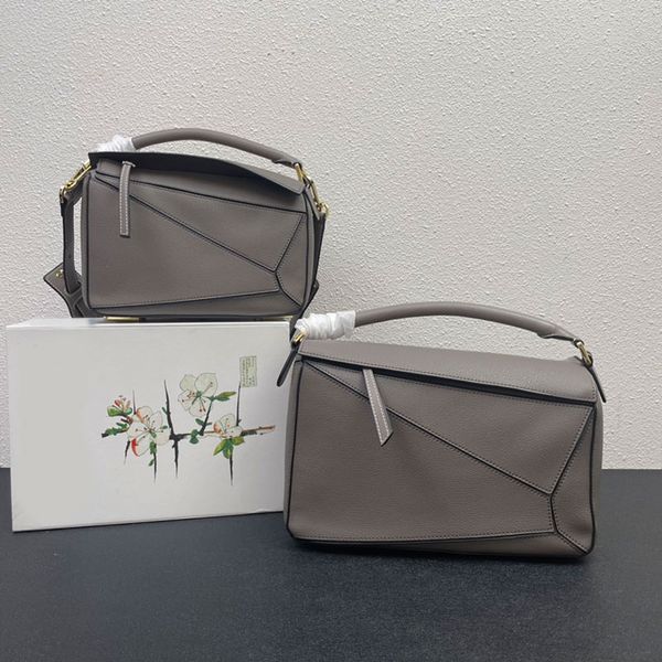 leather handbag purse small tote bags hand clutch wallets zipper closure removable strap bottom nail solid color women shoulder crossbody ba
leather handbag purse small tote bags hand clutch wallets zipper closure removable strap bottom nail solid color women shoulder crossbody ba