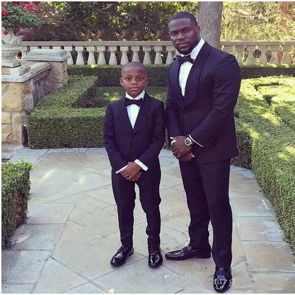 fashion black boy' formal wear custom boy suits shawl lapel formal groom tuxedo prom suit blazers for kids
fashion black boy' formal wear custom boy suits shawl lapel formal groom tuxedo prom suit blazers for kids