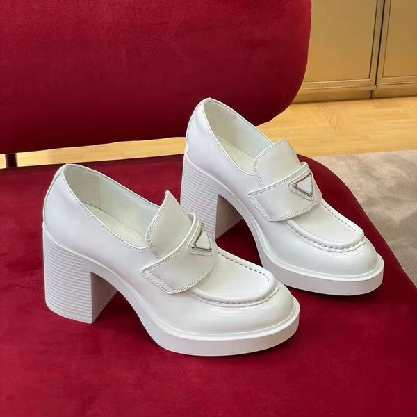 luxury desinger heels triangle dress shoe women monolith chocolate black leather casual shoes platform sneakers cloudbust class
luxury desinger heels triangle dress shoe women monolith chocolate black leather casual shoes platform sneakers cloudbust class