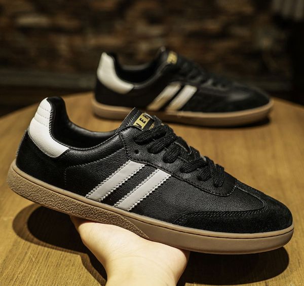 men 2023 new fashion winter small white board shoes sports leisure versatile men leather plush cotton, Black
men 2023 new fashion winter small white board shoes sports leisure versatile men leather plush cotton, Black