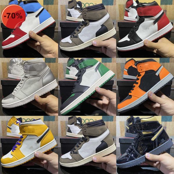 basketball shoes mens trainers sports sneakers high mid bordeaux atmosphere university blue hyper royal pale ivory 2022 men women 1s, Black
basketball shoes mens trainers sports sneakers high mid bordeaux atmosphere university blue hyper royal pale ivory 2022 men women 1s, Black