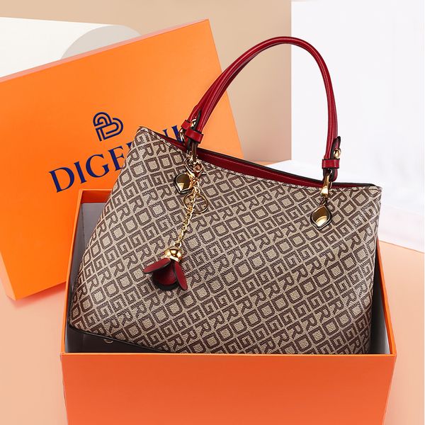 2022 new fashion women's bag designer large capacity handheld one shoulder crossbody bag printed totes messenger sac evening bags walle
2022 new fashion women's bag designer large capacity handheld one shoulder crossbody bag printed totes messenger sac evening bags walle