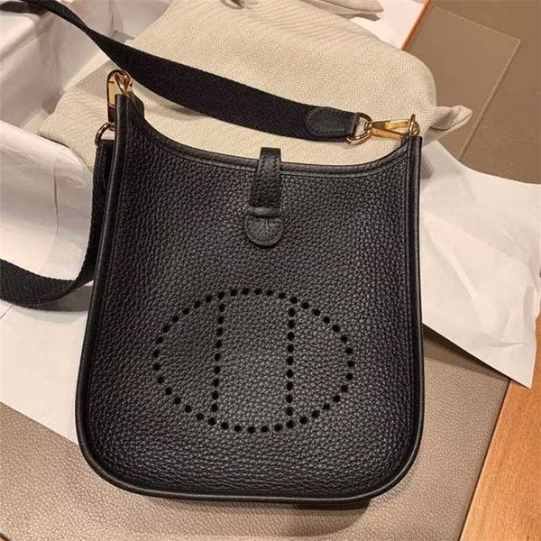 women bags 17 designer bags herme evelyn 19 cm 2022 hollow out bucket bag leather litchi pattern womens single shoulder messenger mobile 
women bags 17 designer bags herme evelyn 19 cm 2022 hollow out bucket bag leather litchi pattern womens single shoulder messenger mobile