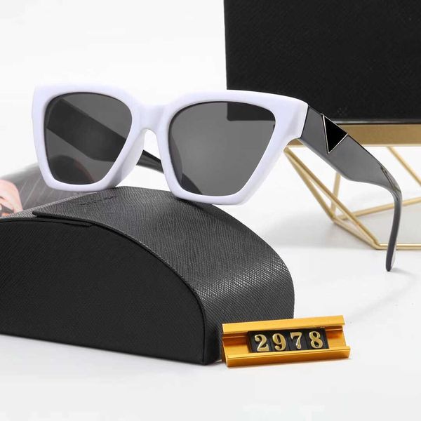 sunglasses designer designer couple uv proof mens driver beach sun glasses luxury brand vintage women eyeglasses with box symbole sunglass j, White;black
sunglasses designer designer couple uv proof mens driver beach sun glasses luxury brand vintage women eyeglasses with box symbole sunglass j, White;black