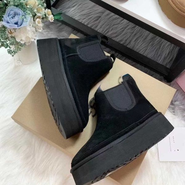boots brand high version new fur integrated thick bottom same style snow boots size 35-40, Black
boots brand high version new fur integrated thick bottom same style snow boots size 35-40, Black