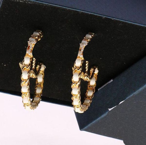 20style 18k gold plated copper letter stud hoop luxury brand designers exaggerate women tassel crystal rhinestone pearl alloy earring weddin, Golden;silver
20style 18k gold plated copper letter stud hoop luxury brand designers exaggerate women tassel crystal rhinestone pearl alloy earring weddin, Golden;silver