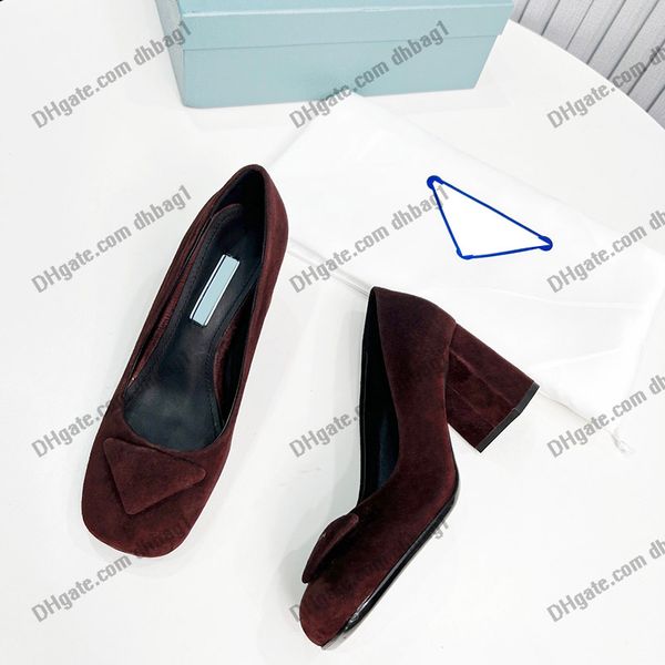 elegant 22ss womens designer dress shoes chunky heels 7.5 slip-on loafers suede material retro burgundy round toes slingbacks open shoe espa, Black
elegant 22ss womens designer dress shoes chunky heels 7.5 slip-on loafers suede material retro burgundy round toes slingbacks open shoe espa, Black