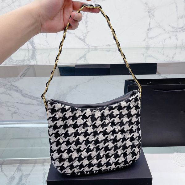 womens quilted tweed designer totes bags split classic underarm hobo vintage metallic hardware chain handle jumbo shoulder french fall winte
womens quilted tweed designer totes bags split classic underarm hobo vintage metallic hardware chain handle jumbo shoulder french fall winte