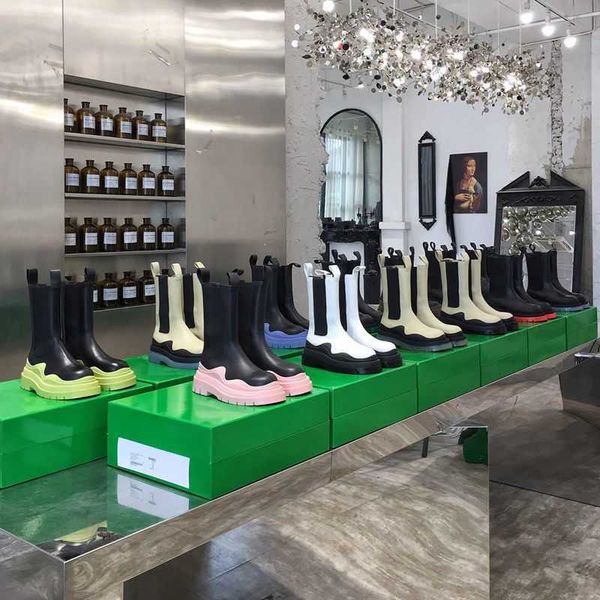 designer boots fashion brand bottega medium martin boots men women thick soled heightened chelsea booties smoke pipe short, Black
designer boots fashion brand bottega medium martin boots men women thick soled heightened chelsea booties smoke pipe short, Black