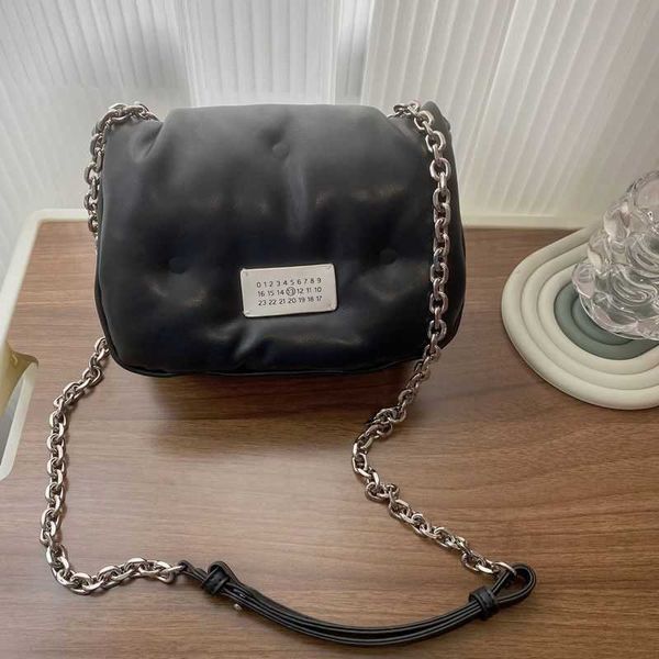 fashion designer clutch bag dinner same chain sponge single shoulder diagonal span small square new casual for women purses ladies handbags
fashion designer clutch bag dinner same chain sponge single shoulder diagonal span small square new casual for women purses ladies handbags
