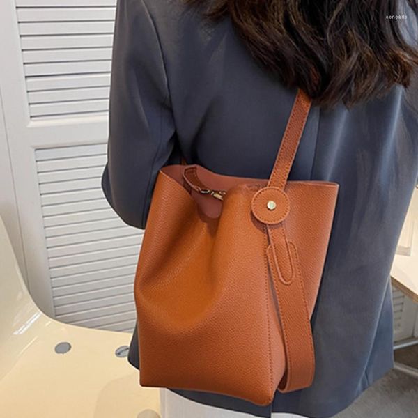 evening bags women's big size tote luxury soft leather shoulder bag simple brand designer handbag female large capacity shopping
evening bags women's big size tote luxury soft leather shoulder bag simple brand designer handbag female large capacity shopping