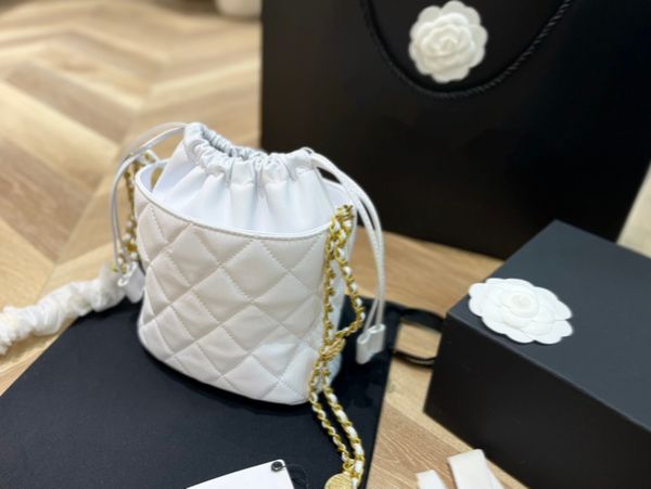 tz 22b caviar gold coin bucket bag cowhide material abrasion resistance lady's bags retro metal logo golden chain crossbody bag mini dr
tz 22b caviar gold coin bucket bag cowhide material abrasion resistance lady's bags retro metal logo golden chain crossbody bag mini dr