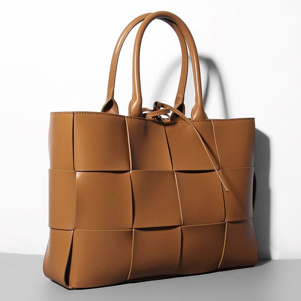 tote bag designer handbag shopping beach bags luxury woven purse capacity genuine leather checkered shoulder bag handbags woman fashion bag
tote bag designer handbag shopping beach bags luxury woven purse capacity genuine leather checkered shoulder bag handbags woman fashion bag