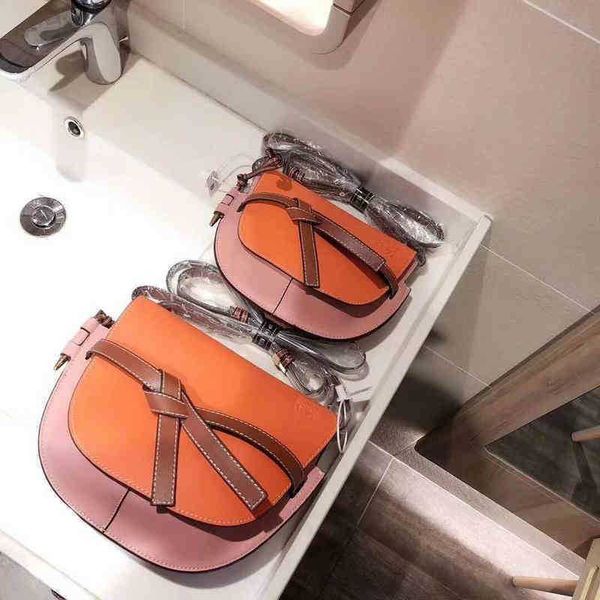 luxuries designers women loeweess handbags tote bag designer loewees crossbody handbag shoulder totes bags purses wallet loewss cubi lowe pu
luxuries designers women loeweess handbags tote bag designer loewees crossbody handbag shoulder totes bags purses wallet loewss cubi lowe pu