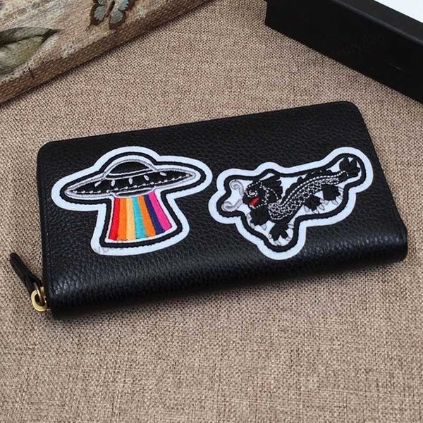 Wallets Designer Leather Fashion Purse Quality Crossbody for Unisex Classic Famous Brand Purses 220323, Black
Wallets Designer Leather Fashion Purse Quality Crossbody for Unisex Classic Famous Brand Purses 220323, Black