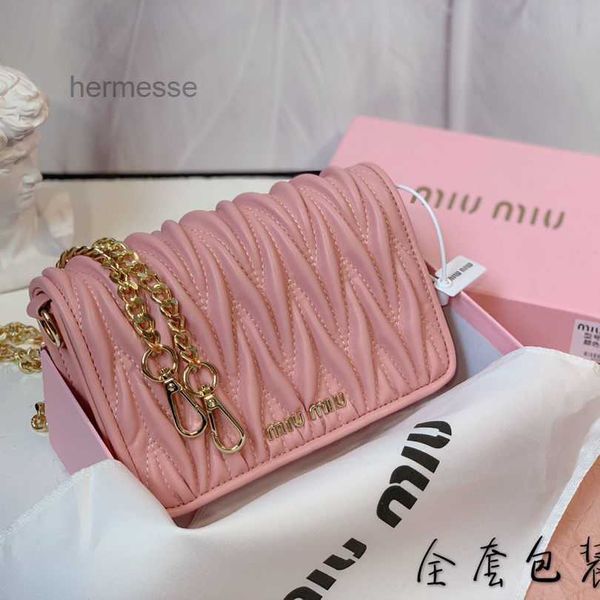miumius designer evening bags pink early autumn winter fashion casual womens handbags diamond pleated one shoulder chain small square handba
miumius designer evening bags pink early autumn winter fashion casual womens handbags diamond pleated one shoulder chain small square handba