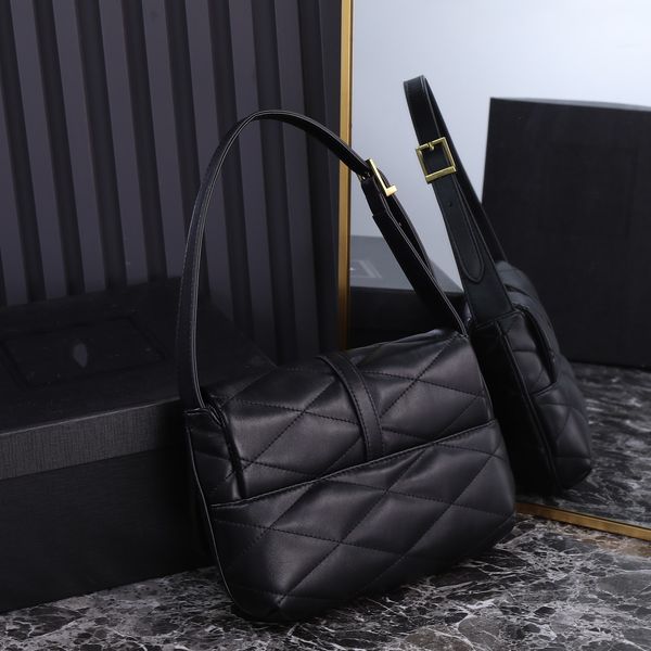 women deisigner hobo shoulder bag fasion genuine leather luxury purse lady underarm bag adjustable strap length handbags
women deisigner hobo shoulder bag fasion genuine leather luxury purse lady underarm bag adjustable strap length handbags