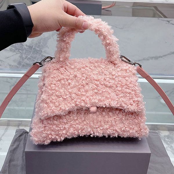 handbag designer baglambwool hourglass bag soft plush woman handbags purses totes women crossbody shoulder bags handle wallets genuine leath
handbag designer baglambwool hourglass bag soft plush woman handbags purses totes women crossbody shoulder bags handle wallets genuine leath