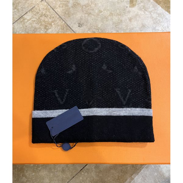 23ww fashion men ladies letter designer hat plaid knit skull hat winter beanie, Blue;gray
23ww fashion men ladies letter designer hat plaid knit skull hat winter beanie, Blue;gray