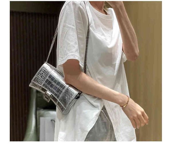 bags designers balencigas handbags hourglass trend letter leather crocodiless chain cow one shoulder messenger wan
bags designers balencigas handbags hourglass trend letter leather crocodiless chain cow one shoulder messenger wan