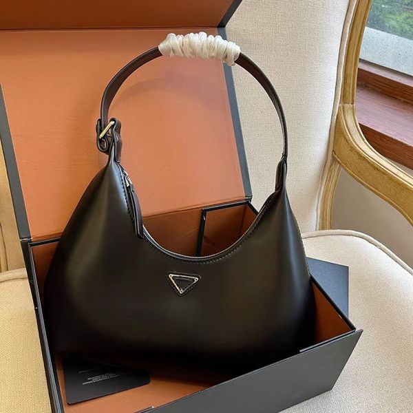 crescent bag designer shoulder bag woman handbag leather fashion tote bags mini hobo wallet pochette 2022
crescent bag designer shoulder bag woman handbag leather fashion tote bags mini hobo wallet pochette 2022