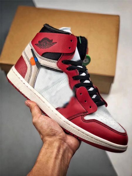 2022 release authentic outdoor shoes unc 1 high og off power blue white chicago red men women sports sneakers basketball with original box
2022 release authentic outdoor shoes unc 1 high og off power blue white chicago red men women sports sneakers basketball with original box