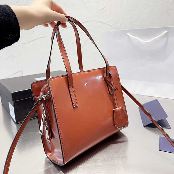 the tote bag designer tote bags women leather handbags fashion vintage black shoulder lager shopper bag purses 2210210
the tote bag designer tote bags women leather handbags fashion vintage black shoulder lager shopper bag purses 2210210