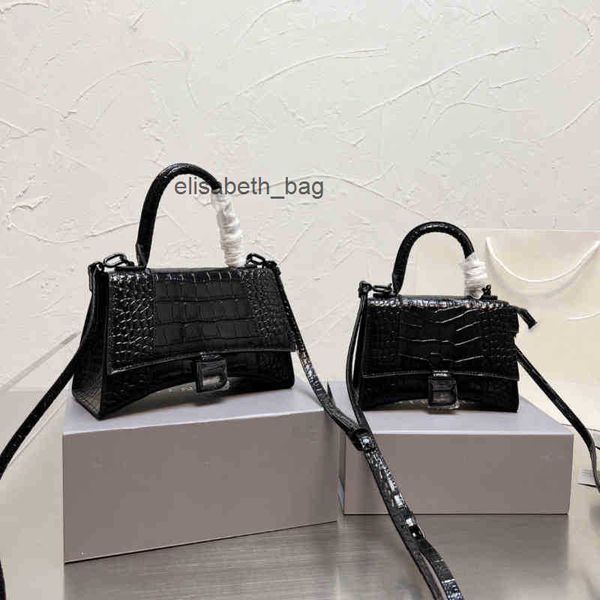 designer balencigas trendy bags family b 2022 leisure stone hourglass bag cowhide crocodile mini messenger handbag
designer balencigas trendy bags family b 2022 leisure stone hourglass bag cowhide crocodile mini messenger handbag