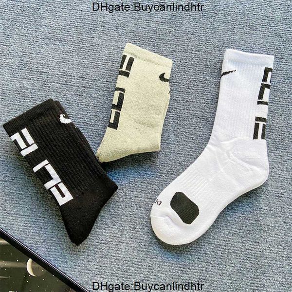 men socks women cotton classic ankle letter breathable black and white mixing football basketball sports sock r7mn
men socks women cotton classic ankle letter breathable black and white mixing football basketball sports sock r7mn