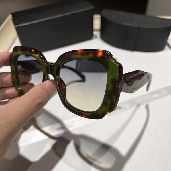 luxury oval sunglasses for men designer summer shades polarized eyeglasses black vintage oversized sun glasses of women male sunglass with b, White;black
luxury oval sunglasses for men designer summer shades polarized eyeglasses black vintage oversized sun glasses of women male sunglass with b, White;black