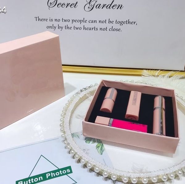 professional lip makeup matte lipstick set 4 color lips cosmetic black tube 5pcs/set
professional lip makeup matte lipstick set 4 color lips cosmetic black tube 5pcs/set