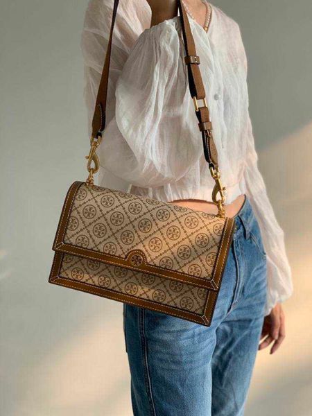 luxury woman's handbag torysburchs designer bags tote single shoulder women's bag new presbyterian fashion one shoulder portable d
luxury woman's handbag torysburchs designer bags tote single shoulder women's bag new presbyterian fashion one shoulder portable d
