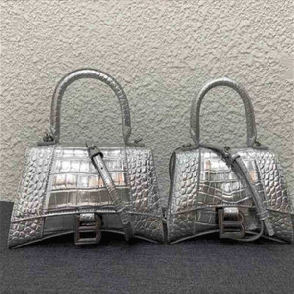 designer bag balencigas ltaly crocodile advanced hourglass 2022 net red leather b-button portable single shoulder messenger women's
designer bag balencigas ltaly crocodile advanced hourglass 2022 net red leather b-button portable single shoulder messenger women's